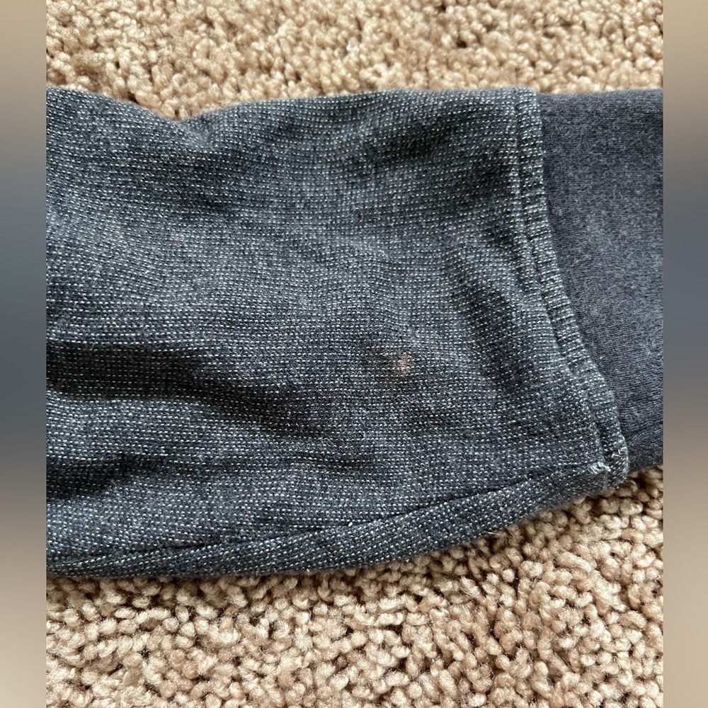 Patagonia | Organic Cotton Hoodie - Picture 10 of 11